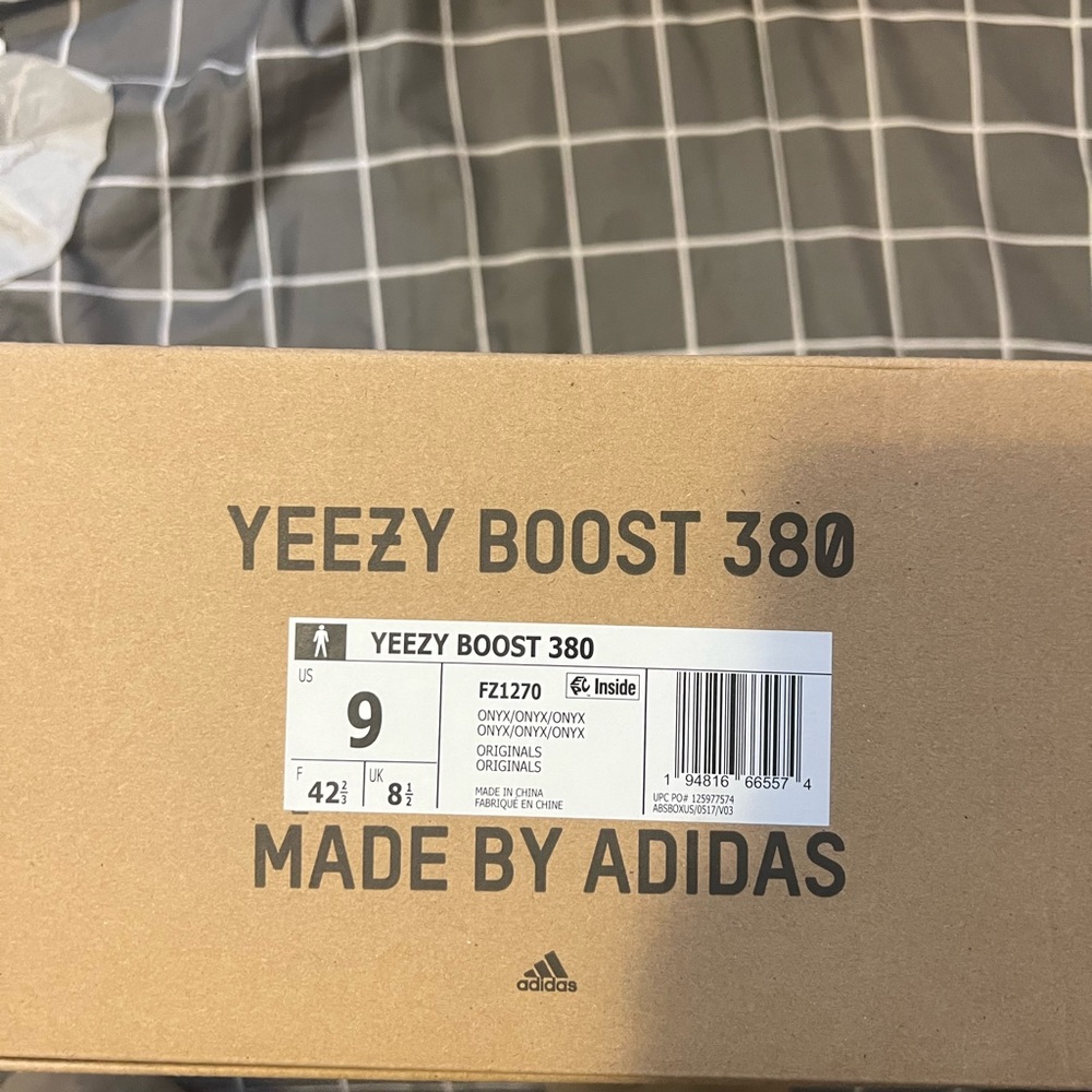 Adidas Yeezy 380